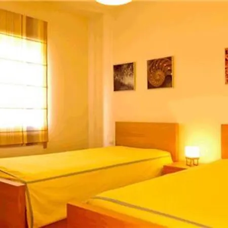 Charming Orada 2-bedroom Duplex With Shared Pool Sleeps 6 Apartment Albufeira