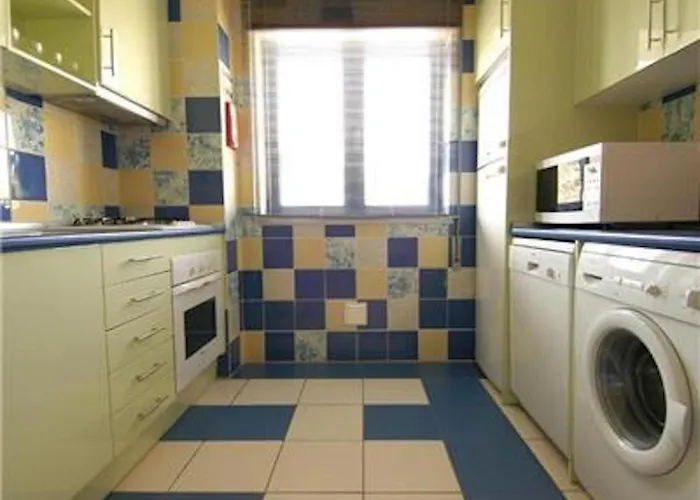 Charming Orada 2-bedroom Duplex With Shared Pool Sleeps 6 Apartment *