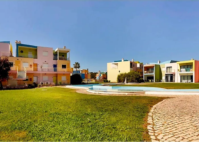 Apartment Charming Orada 2-bedroom Duplex With Shared Pool Sleeps 6 *