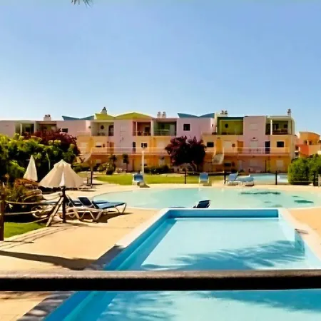 Apartment Charming Orada 2-bedroom Duplex With Shared Pool Sleeps 6 Albufeira