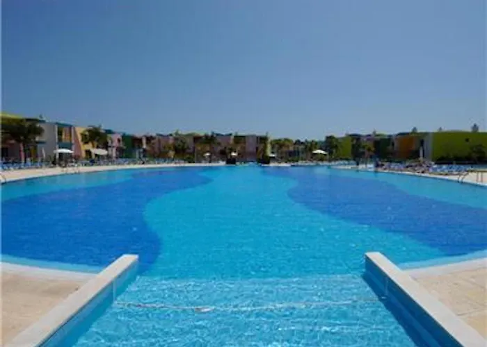 Charming Orada 2-bedroom Duplex With Shared Pool Sleeps 6 Apartman