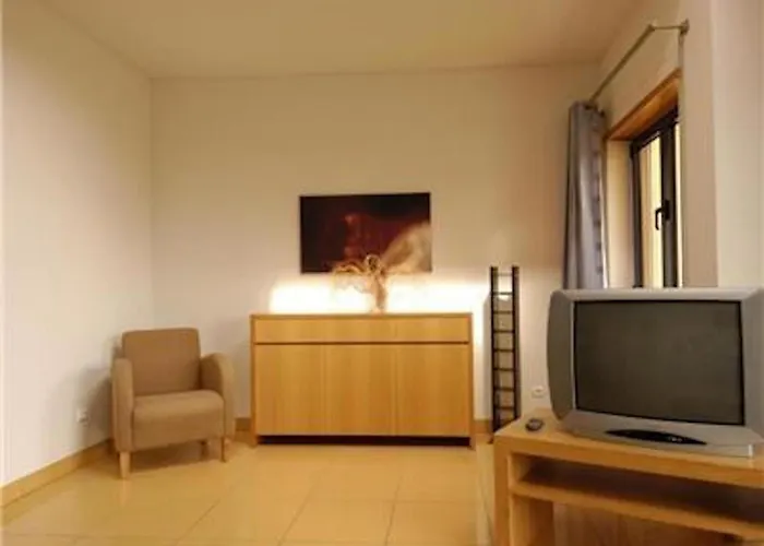 Charming Orada 2-bedroom Duplex With Shared Pool Sleeps 6 Apartman