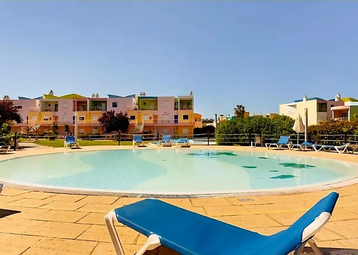 Charming Orada 2-bedroom Duplex With Shared Pool Sleeps 6 Appartamento