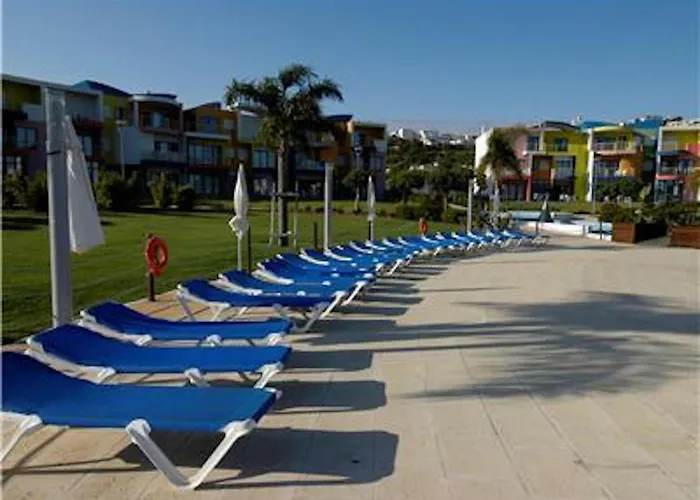 Charming Orada 2-bedroom Duplex With Shared Pool Sleeps 6 Apartmán *