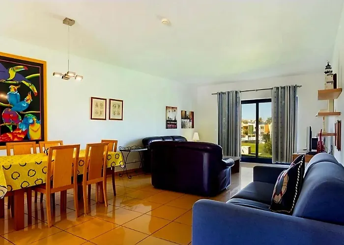 Charming Orada 2-bedroom Duplex With Shared Pool Sleeps 6 Albufeira